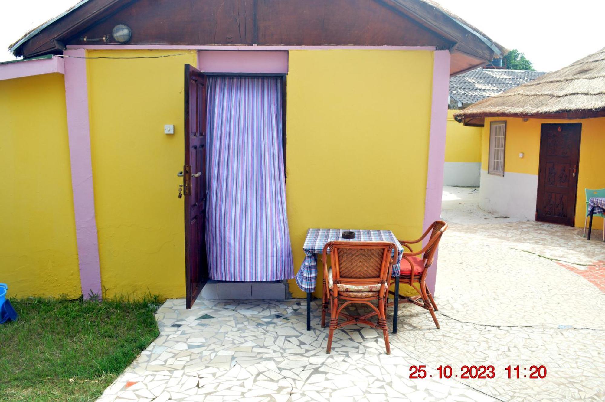Easy Time Lodge โคโลลิ ภายนอก รูปภาพ