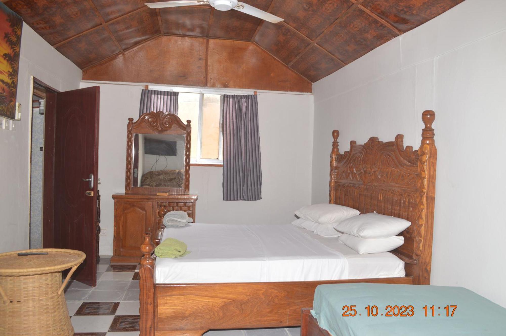 Easy Time Lodge โคโลลิ ภายนอก รูปภาพ